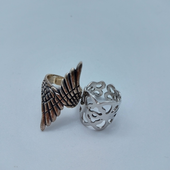 ⭐2 for $10⭐ Silver wing Ring set - Picture 1 of 4